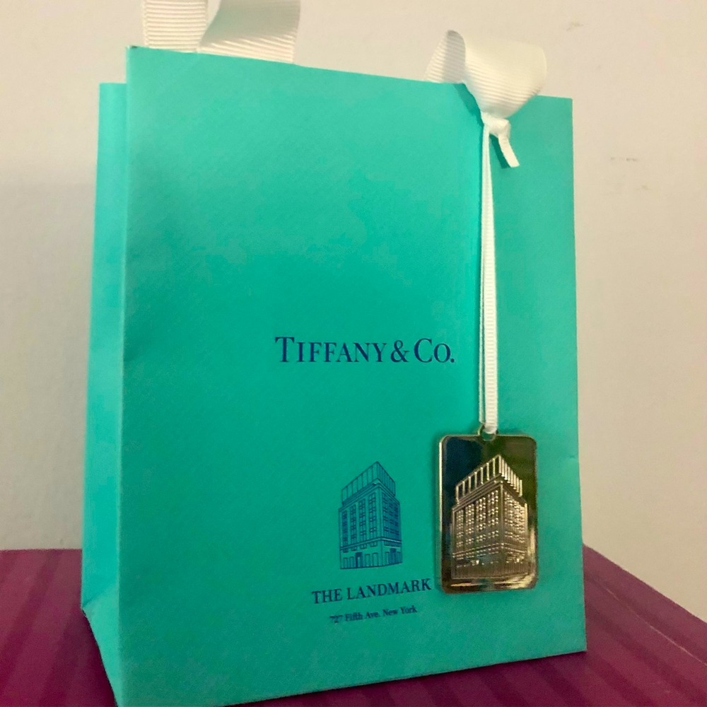 Tiffany & Co. Landmark Tag & Bag